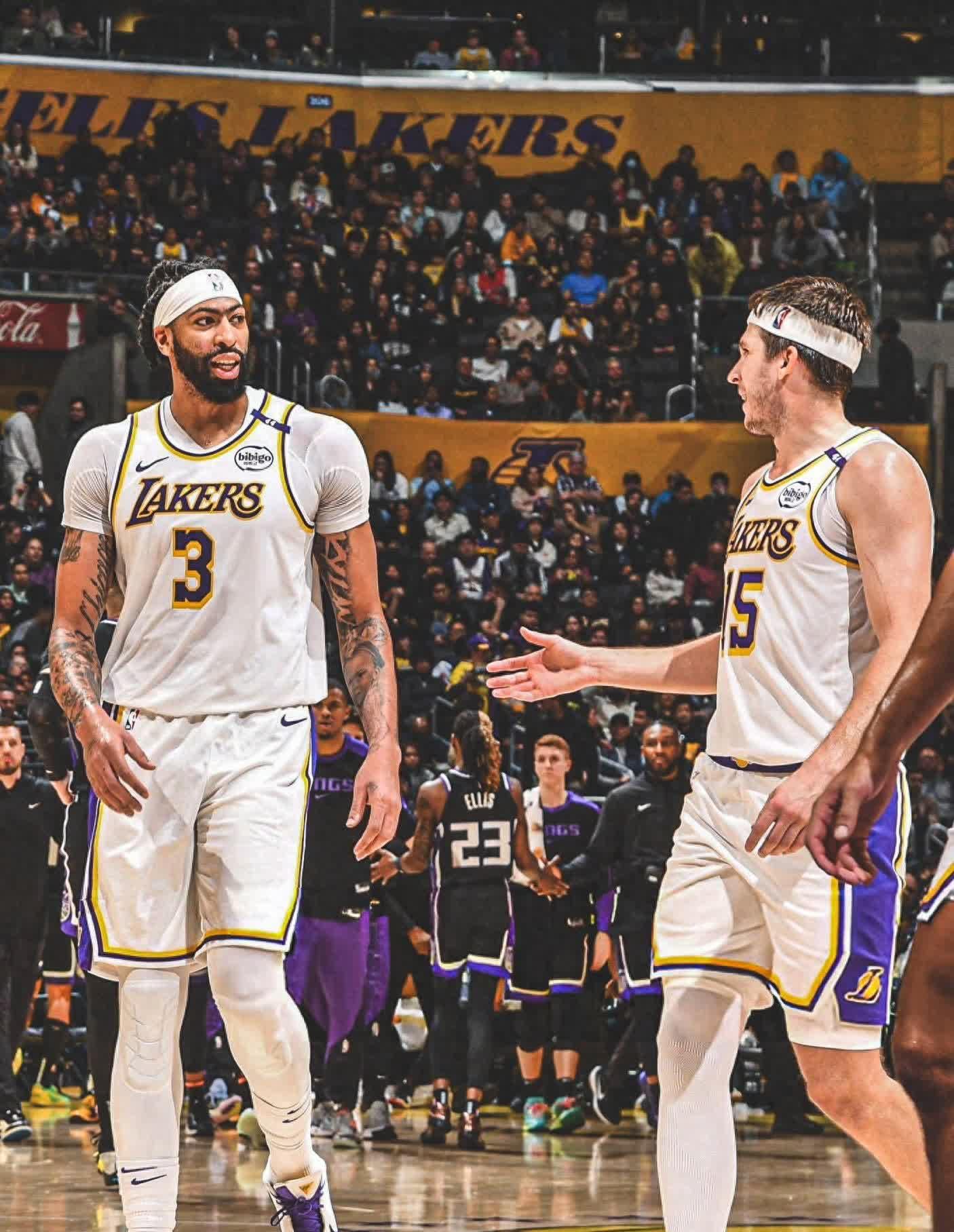 法国队一枪定江山，轻松拿下对手迈入胜利