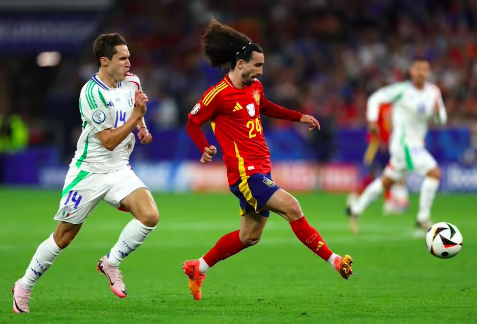 乌拉圭鏖战西班牙，格纳布里打破历史纪录