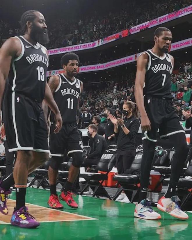 篮网在客场击败灰熊，杜兰特复出表现稳定