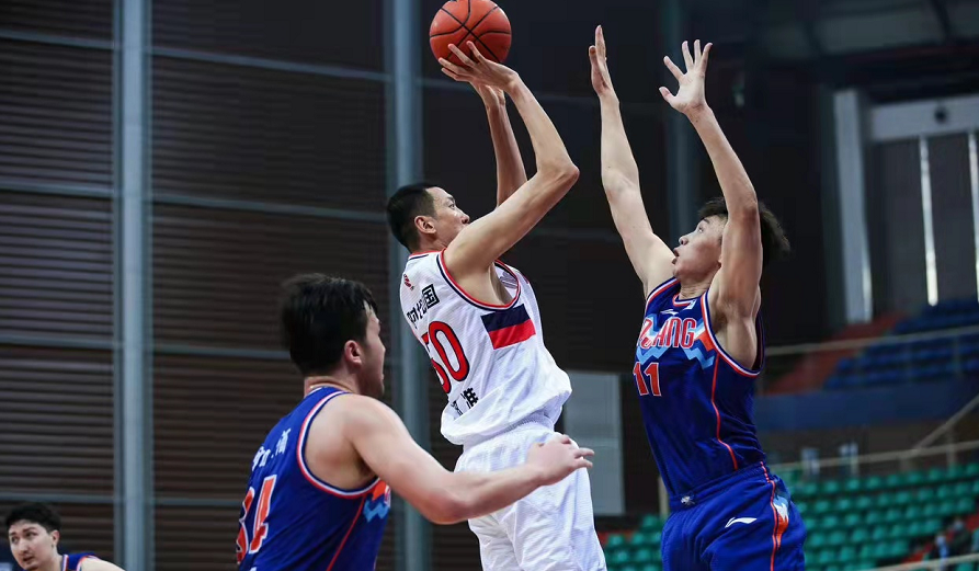 美国男篮碾压立陶宛男篮,麦科勒姆一己之力扛起全队 美国男篮碾压立陶宛男篮,麦科勒姆一己之力扛起全队