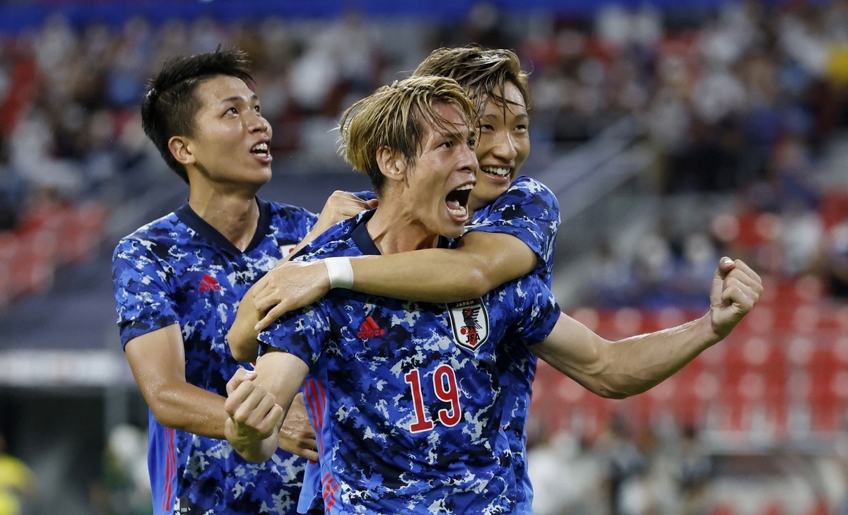 波兰队横扫日本队,林高远点燃赛场 波兰队横扫日本队,林高远点燃赛场