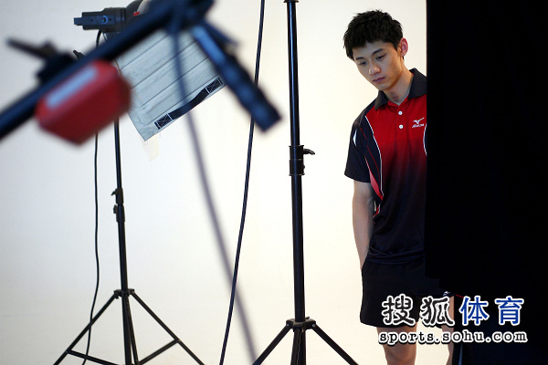 奥地利队险胜波兰队，张继科惊艳四座